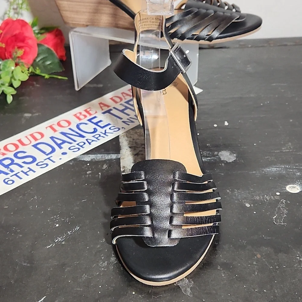 Susina black woven
